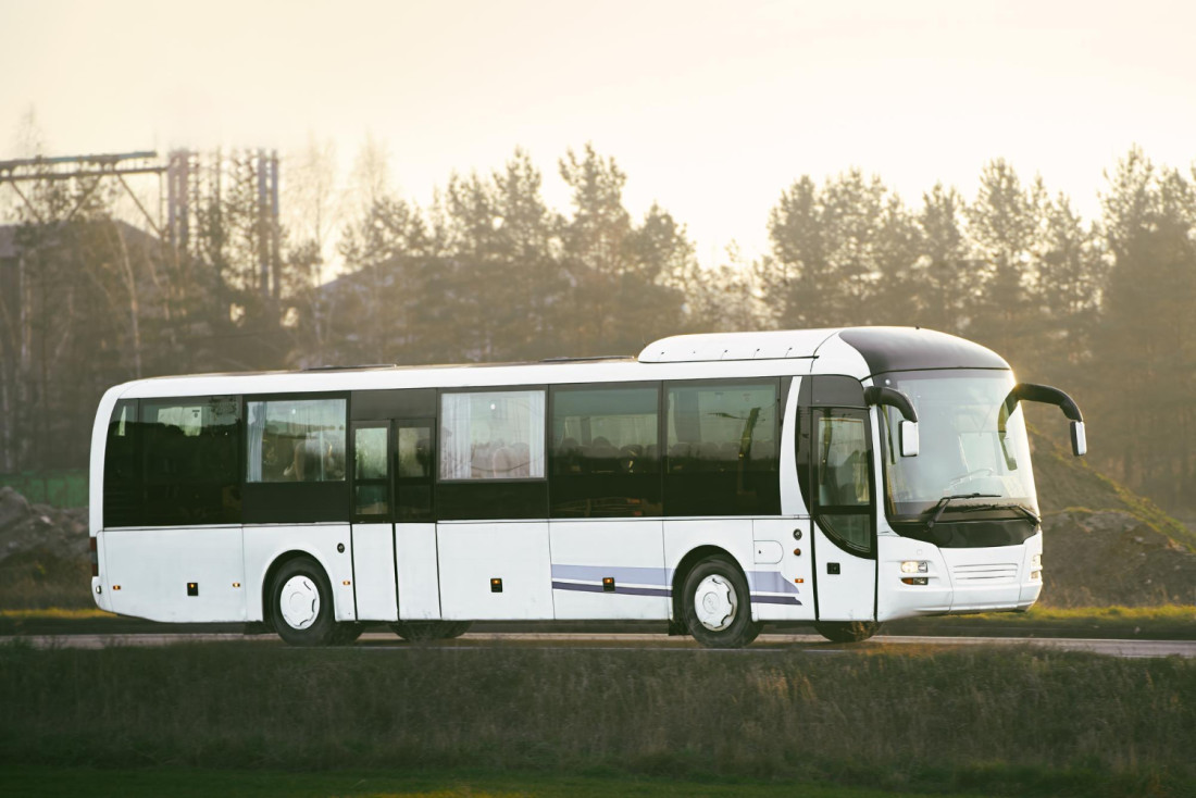 Autocar et tourisme : la solution idéale pour se déplacer en groupe dans la capitale